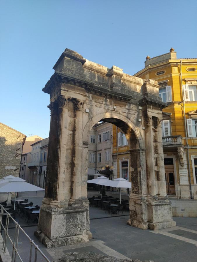 Dejan Apartment-Top Centar Pula Oda fotoğraf
