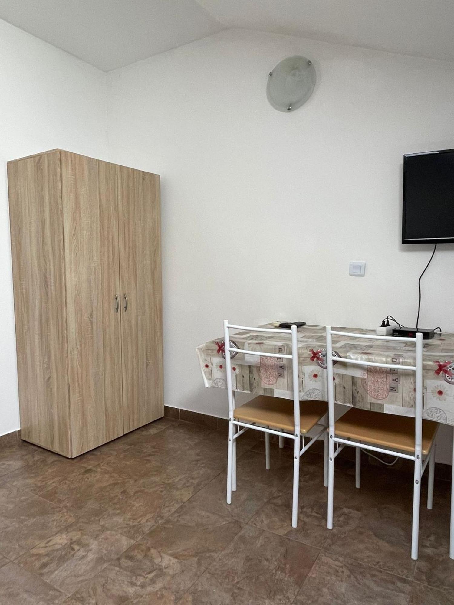 Dejan Apartment-Top Centar Pula Dış mekan fotoğraf