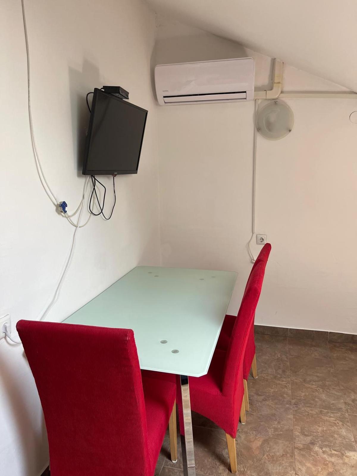 Dejan Apartment-Top Centar Pula Dış mekan fotoğraf
