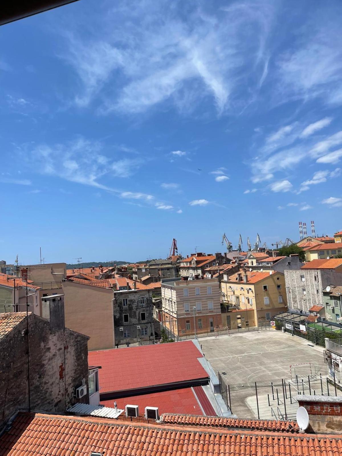 Dejan Apartment-Top Centar Pula Dış mekan fotoğraf