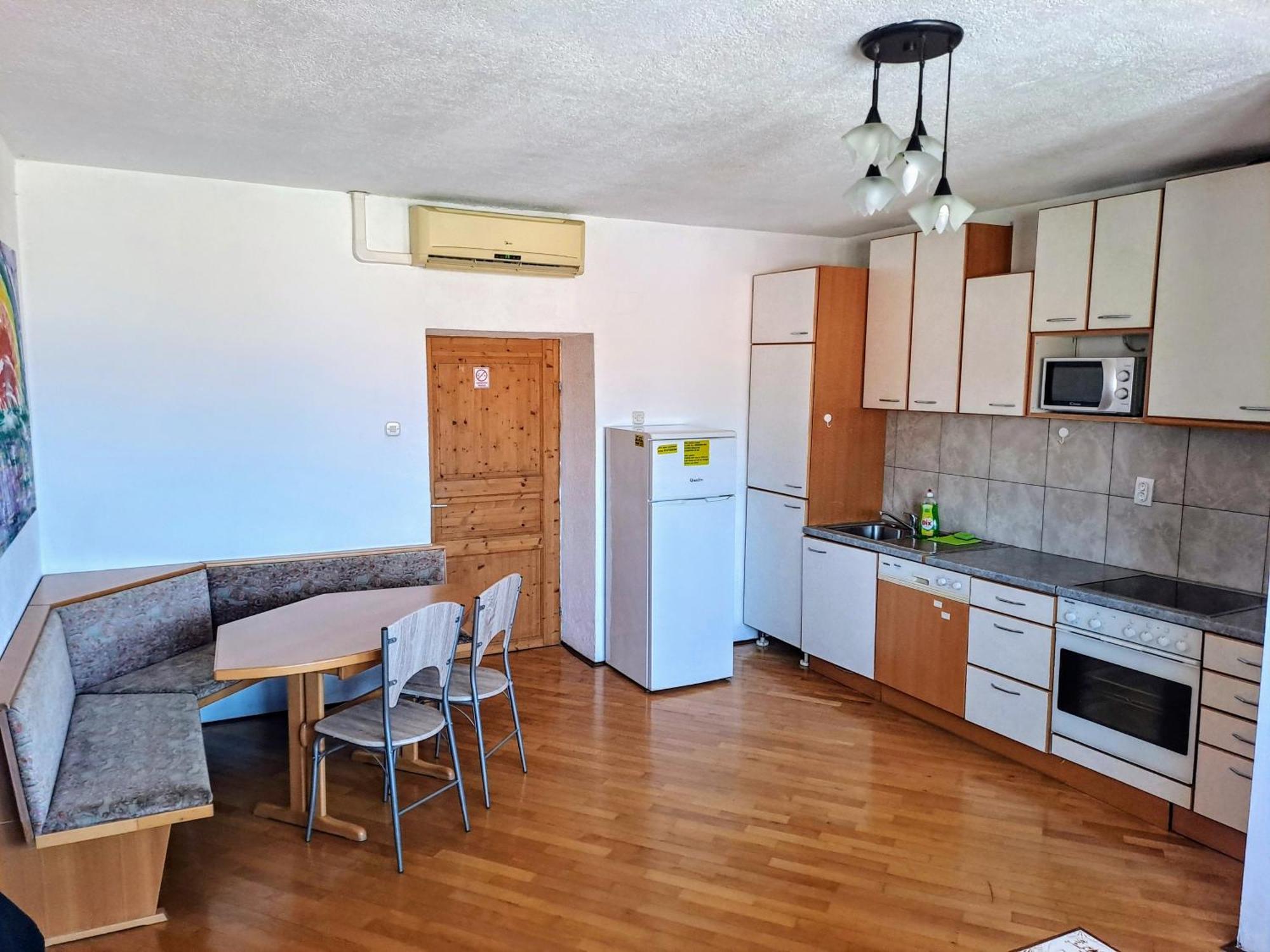 Dejan Apartment-Top Centar Pula Dış mekan fotoğraf
